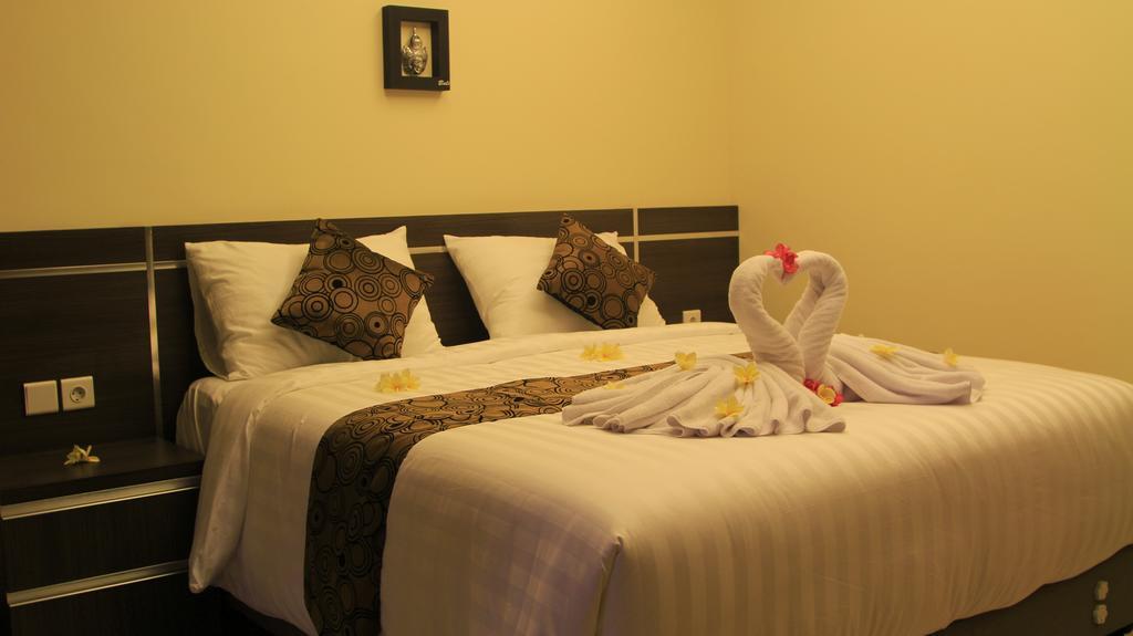 The Surya Kuta Villa Экстерьер фото