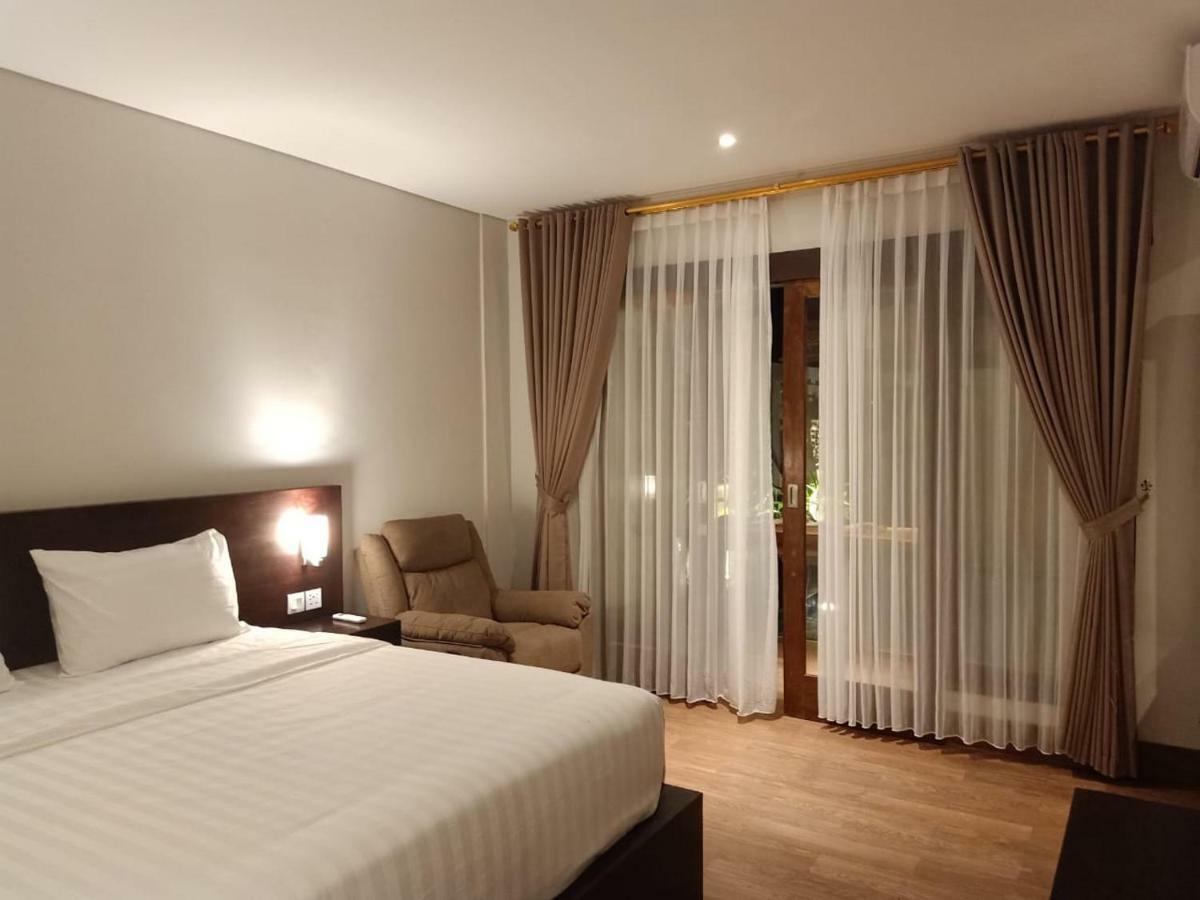 The Surya Kuta Villa Экстерьер фото
